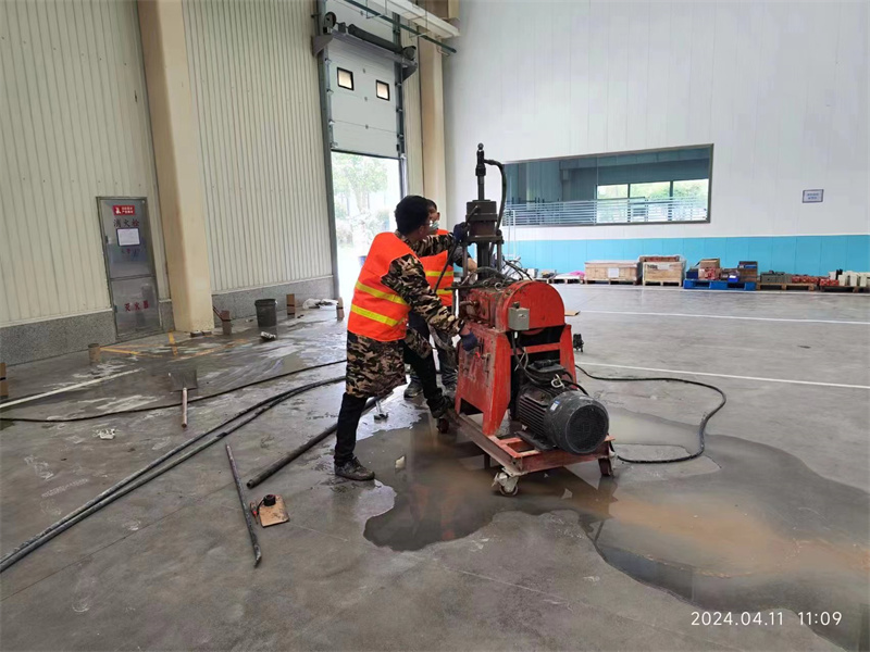 普宁厂房地面下沉塌陷注浆加固施工